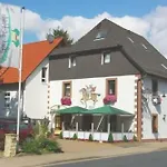 Land-gut-hotel Raeuber Lippoldskrug 3*