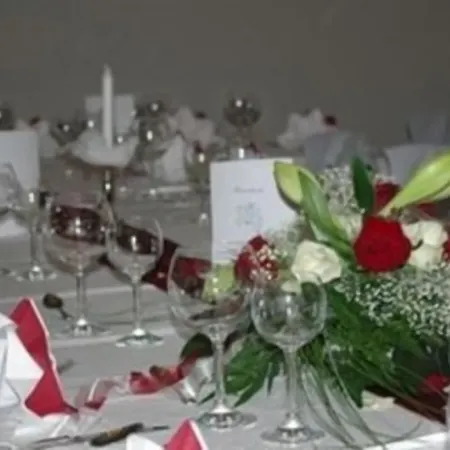 Ξενοδοχείο Land-gut-hotel Raeuber Lippoldskrug 3*