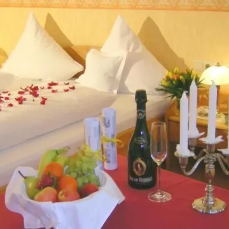 Land-gut-hotel Räuber Lippoldskrug 3* Alfeld (Lower-Saxony)