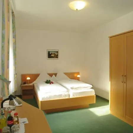 Land-gut-hotel Raeuber Lippoldskrug