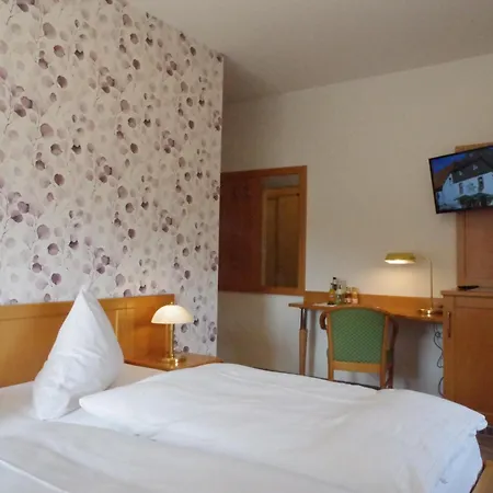 Hotel Land-gut-hotel Raeuber Lippoldskrug 3*