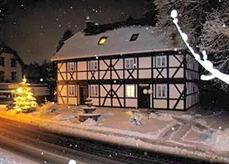Land-gut-hotel Raeuber Lippoldskrug 3*