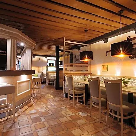 Land-gut-hotel Raeuber Lippoldskrug 3*
