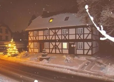 Land-gut-hotel Raeuber Lippoldskrug 3*